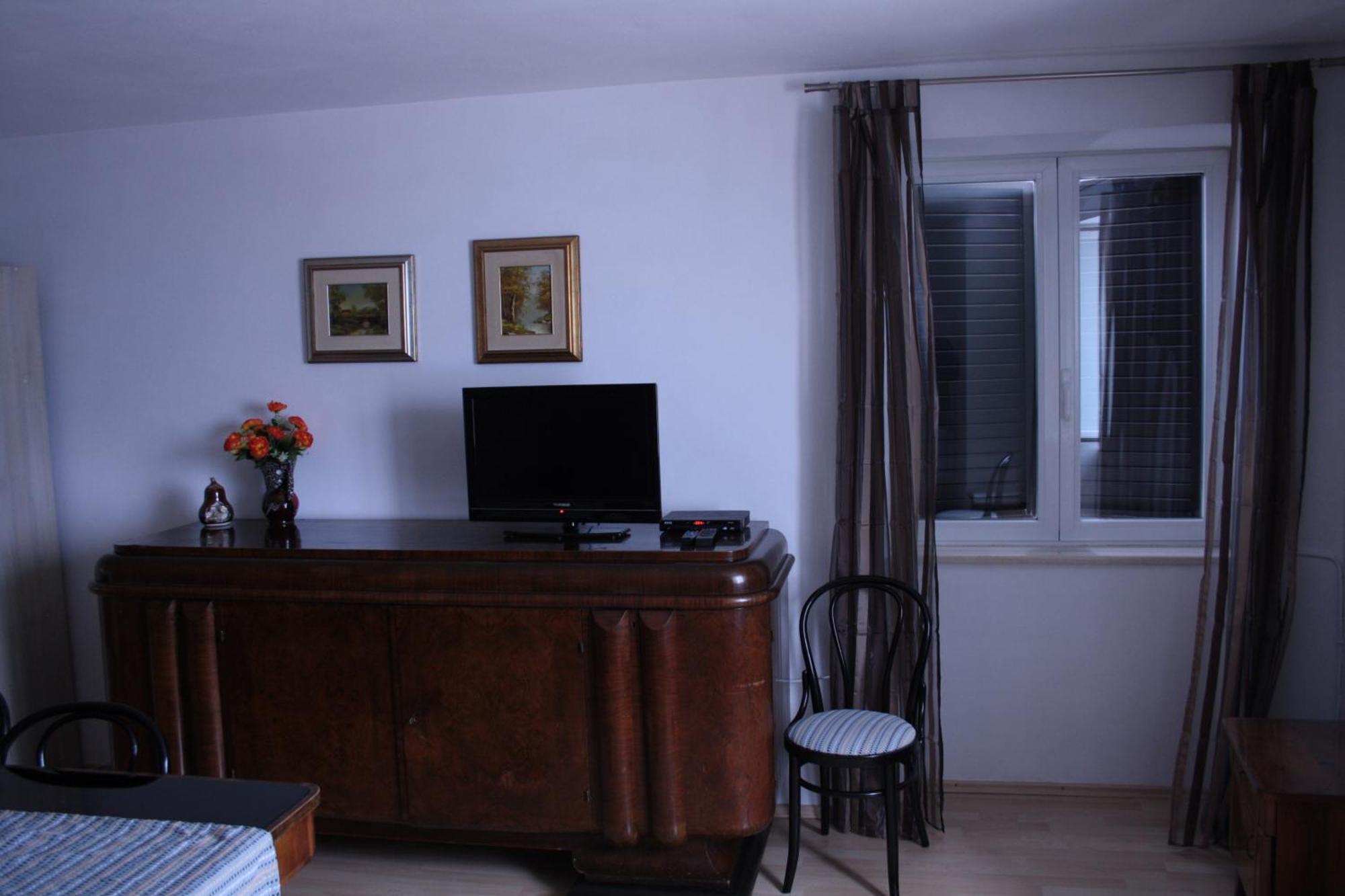 Apartments Tomato Novigrad Istria Eksteriør billede