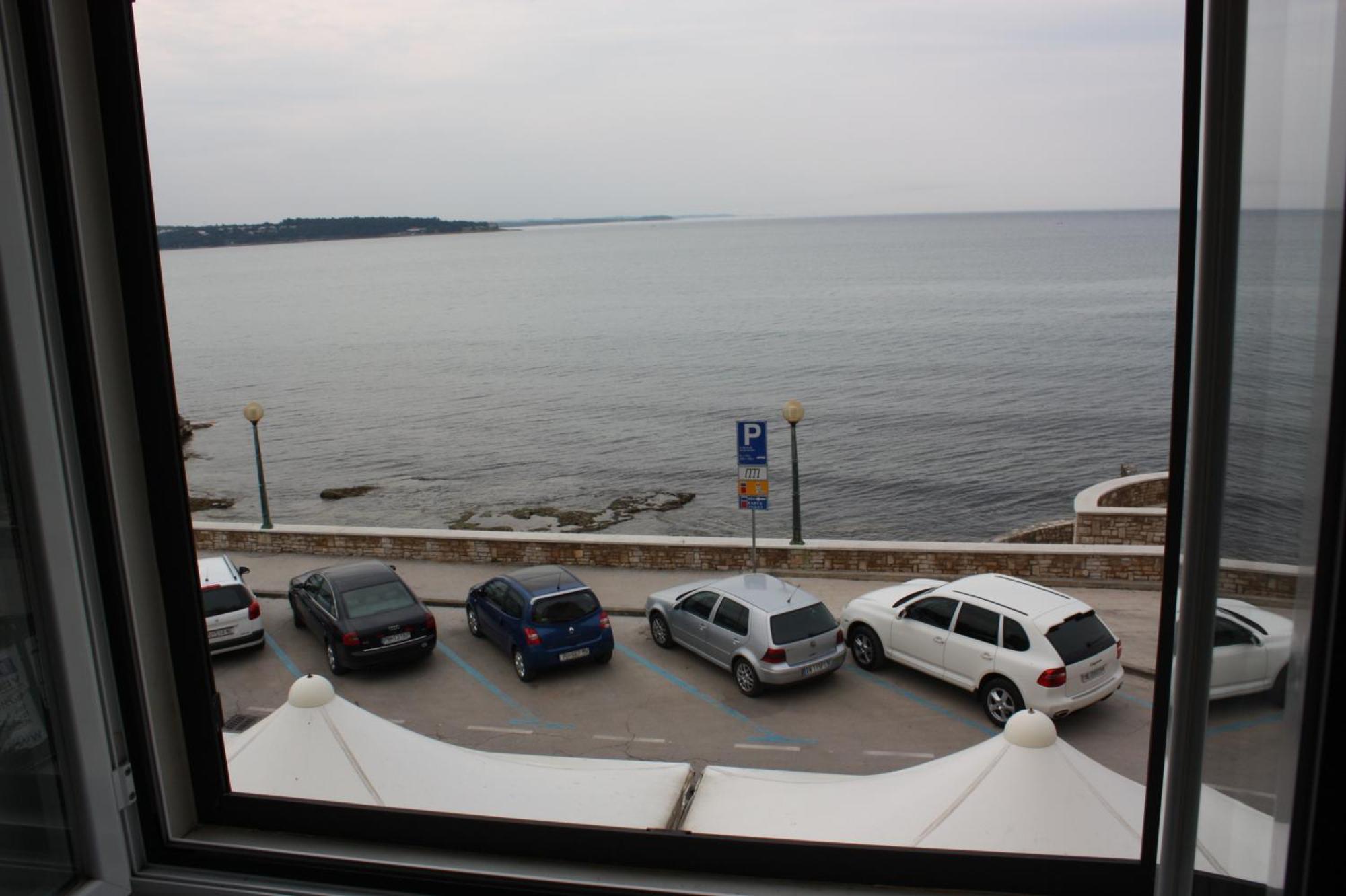 Apartments Tomato Novigrad Istria Eksteriør billede