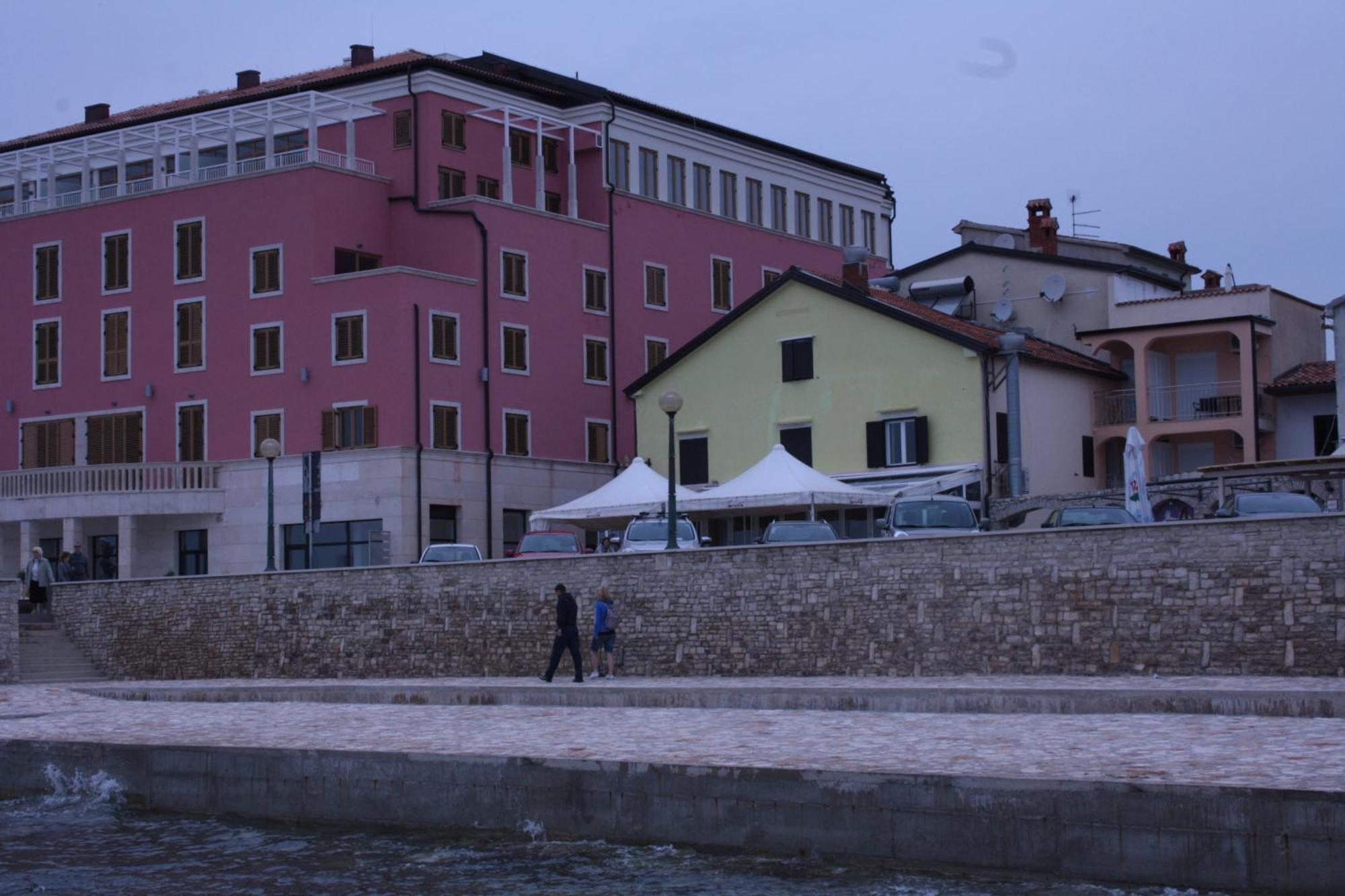 Apartments Tomato Novigrad Istria Eksteriør billede