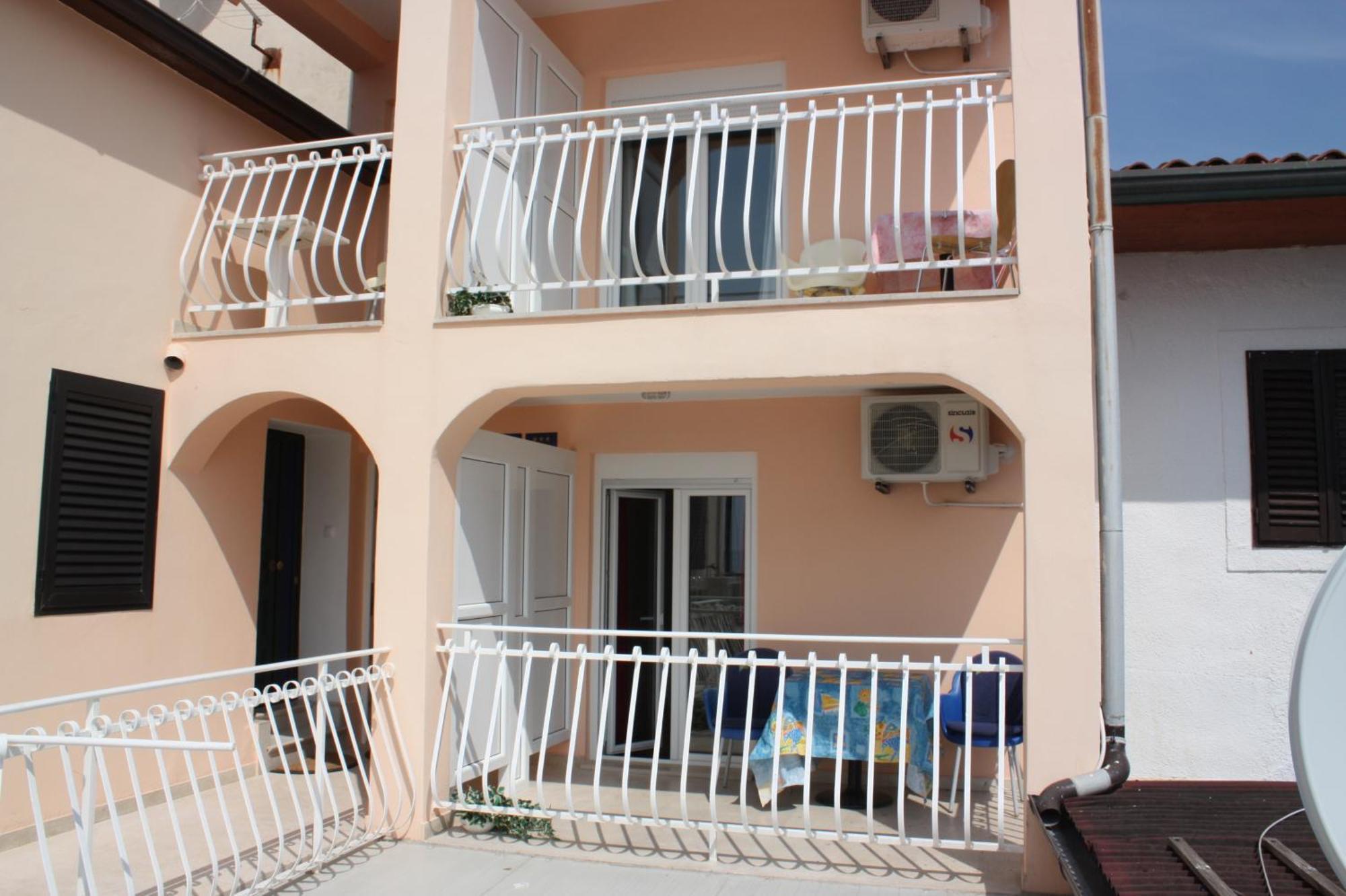 Apartments Tomato Novigrad Istria Eksteriør billede
