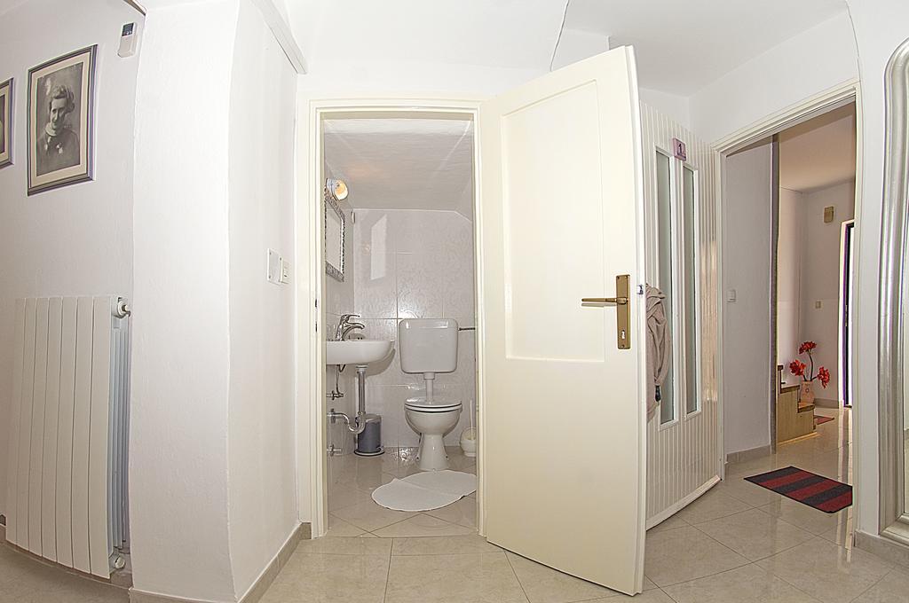 Apartments Tomato Novigrad Istria Eksteriør billede