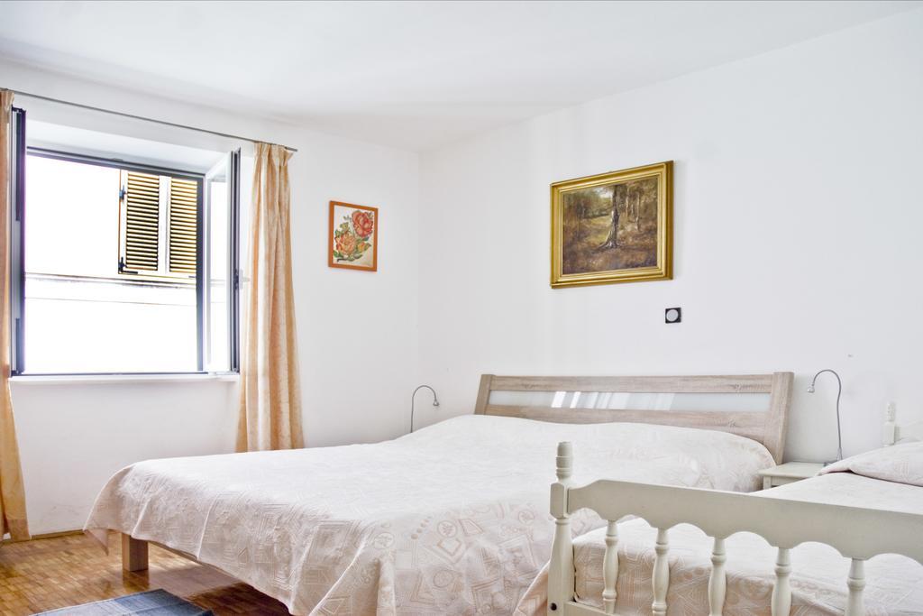 Apartments Tomato Novigrad Istria Eksteriør billede