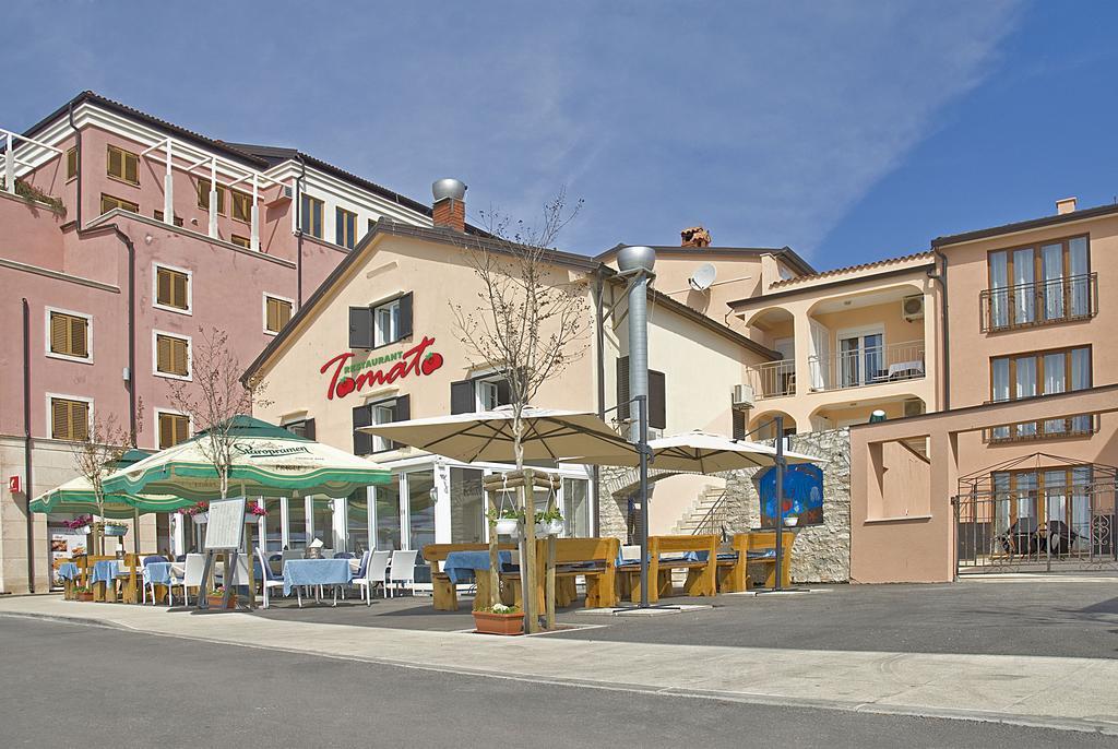 Apartments Tomato Novigrad Istria Eksteriør billede
